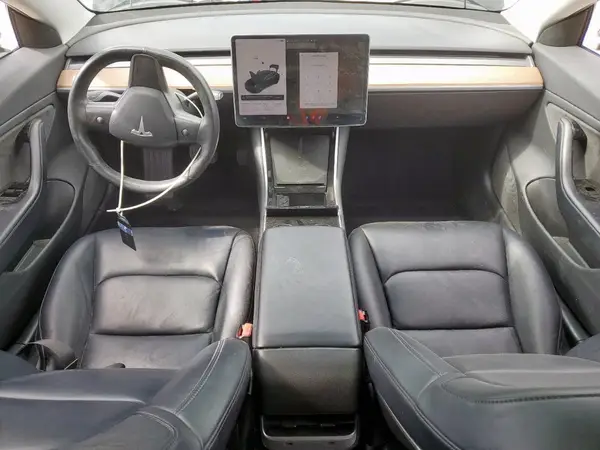 5YJ3E1EA8JF044210 2018 TESLA MODEL 3 - Image 8