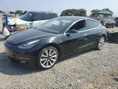 5YJ3E1EA8JF046801 2018 TESLA MODEL 3