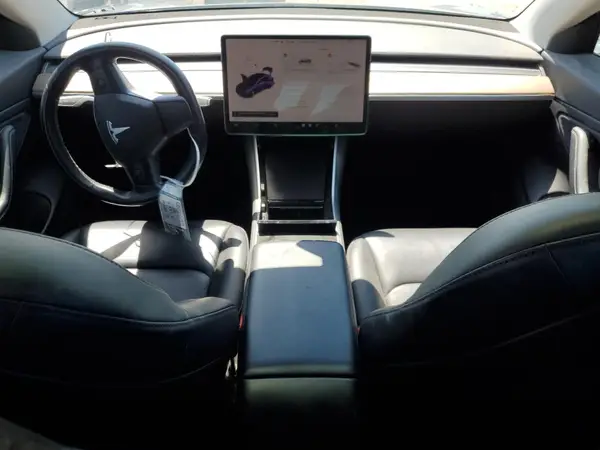 5YJ3E1EA8JF046801 2018 TESLA MODEL 3 - Image 8