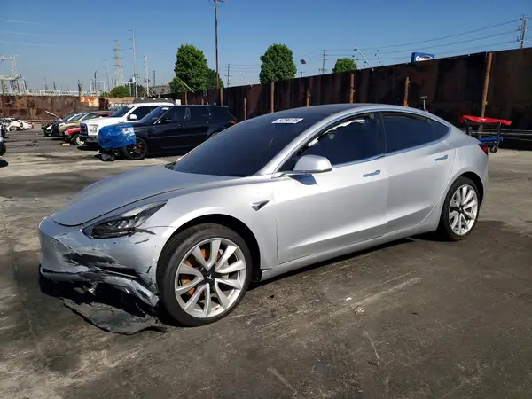 5YJ3E1EA8JF048435 2018 TESLA MODEL 3 - Image 1