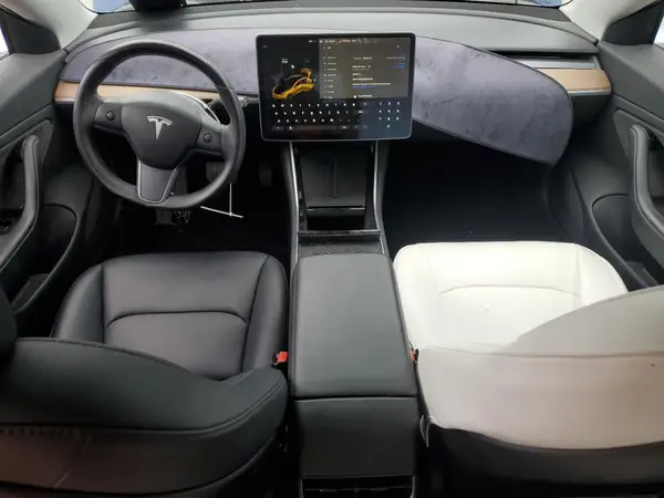 5YJ3E1EA8JF052033 2018 TESLA MODEL 3 - Image 8