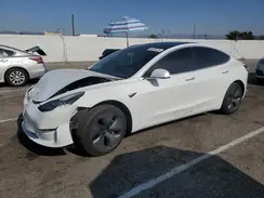 5YJ3E1EA8JF052386 2018 TESLA MODEL 3