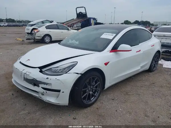 5YJ3E1EA8JF052503 2018 TESLA MODEL 3 - Image 2
