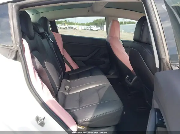 5YJ3E1EA8JF052503 2018 TESLA MODEL 3 - Image 8