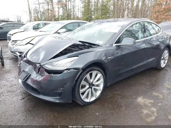 5YJ3E1EA8JF053036 2018 TESLA MODEL 3 - Image 2