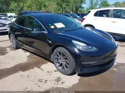5YJ3E1EA8JF057152 2018 TESLA MODEL 3