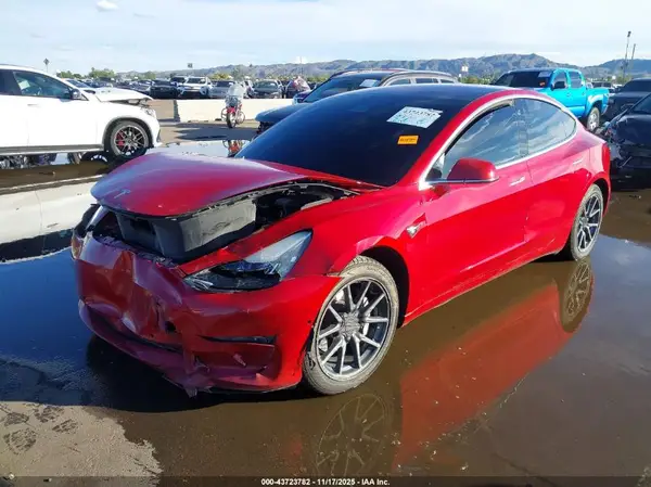 5YJ3E1EA8JF058141 2018 TESLA MODEL 3 - Image 2