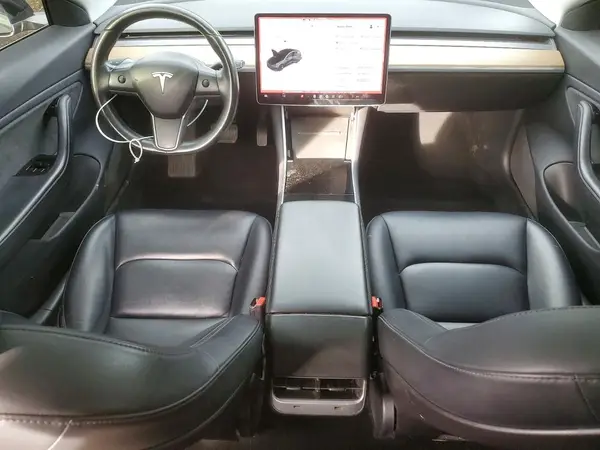 5YJ3E1EA8JF058690 2018 TESLA MODEL 3 - Image 8