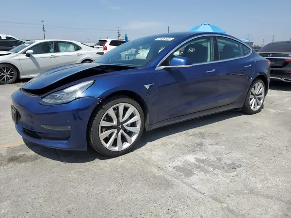 5YJ3E1EA8JF059922 2018 TESLA MODEL 3 - Image 1