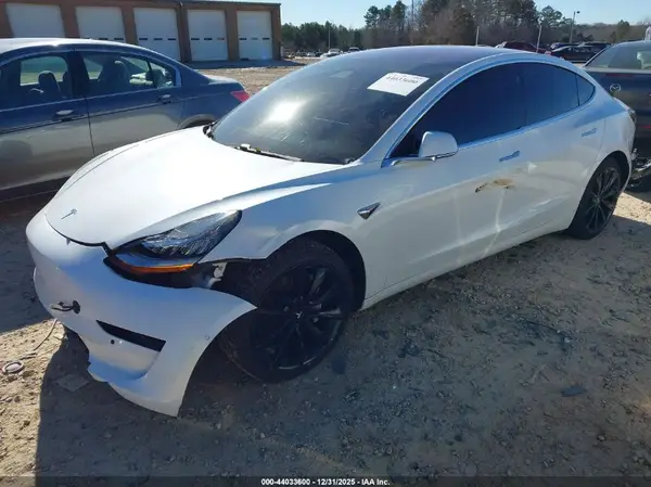 5YJ3E1EA8JF060181 2018 TESLA MODEL 3 - Image 2