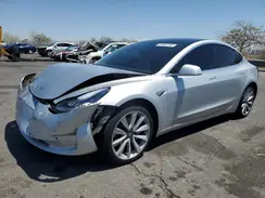 5YJ3E1EA8JF060858 2018 TESLA MODEL 3