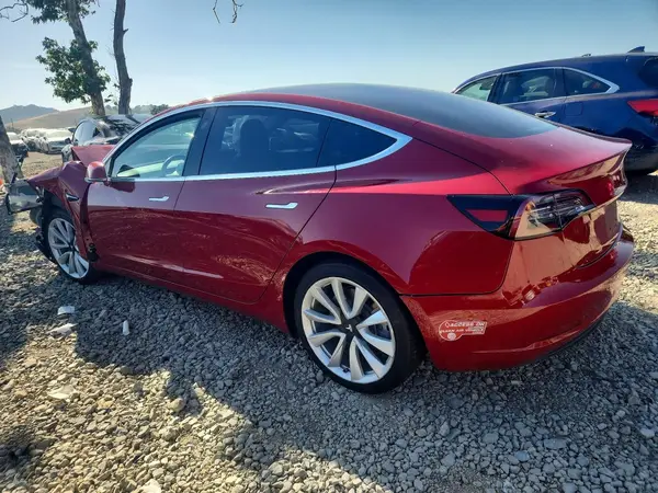 5YJ3E1EA8JF061721 2018 TESLA MODEL 3 - Image 2