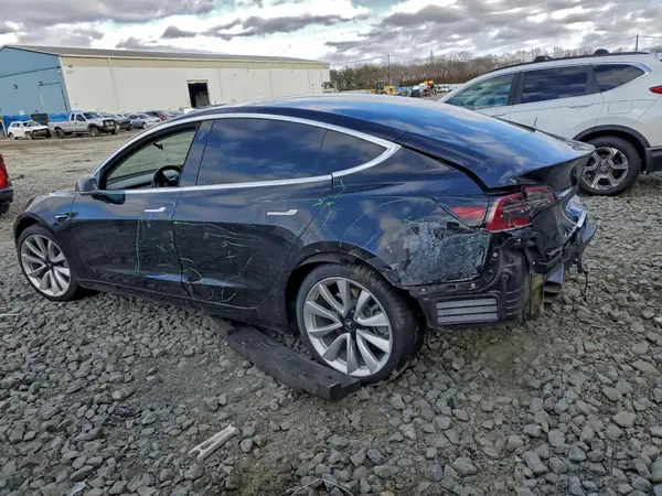 5YJ3E1EA8JF071231 2018 TESLA MODEL 3 - Image 2