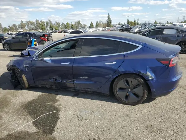 5YJ3E1EA8JF077918 2018 TESLA MODEL 3 - Image 2