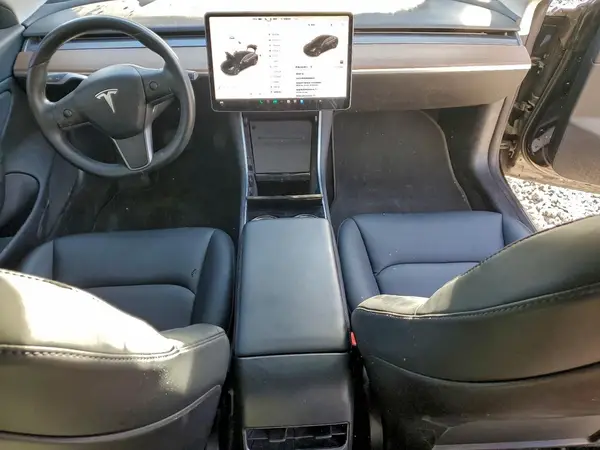 5YJ3E1EA8JF095240 2018 TESLA MODEL 3 - Image 8