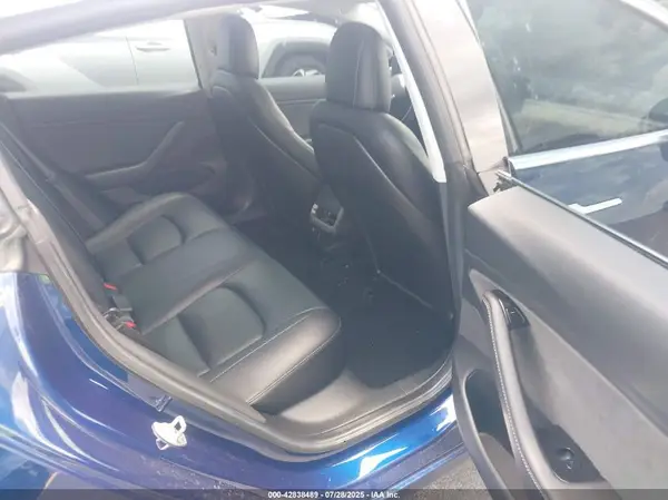 5YJ3E1EA8JF102302 2018 TESLA MODEL 3 - Image 8