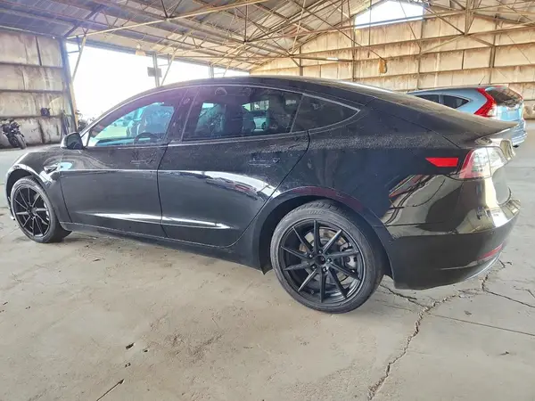 5YJ3E1EA8JF122839 2018 TESLA MODEL 3 - Image 2
