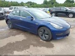 5YJ3E1EA8JF124994 2018 TESLA MODEL 3