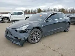 5YJ3E1EA8JF151998 2018 TESLA MODEL 3