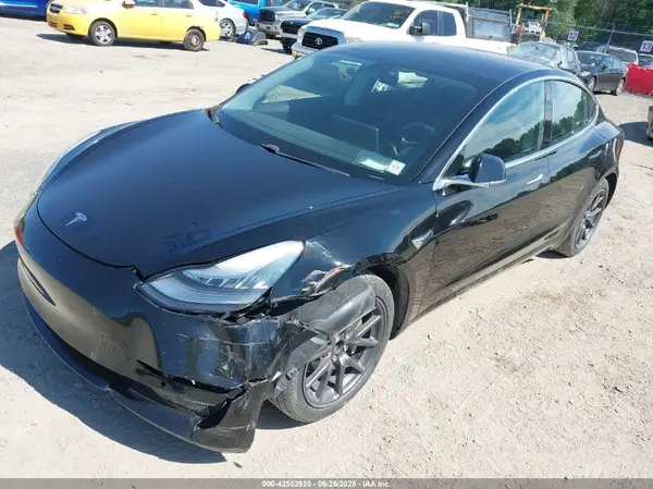 5YJ3E1EA8JF152214 2018 TESLA MODEL 3 - Image 2