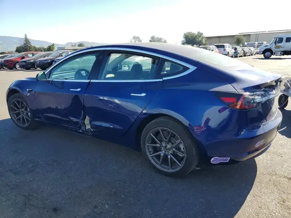 5YJ3E1EA8JF154366 2018 TESLA MODEL 3 - Image 2