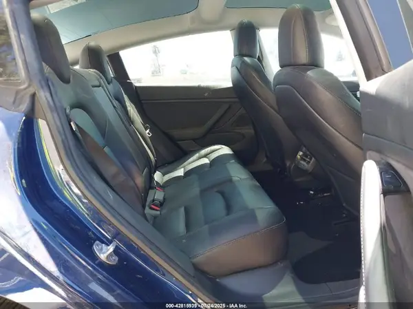 5YJ3E1EA8JF155145 2018 TESLA MODEL 3 - Image 8