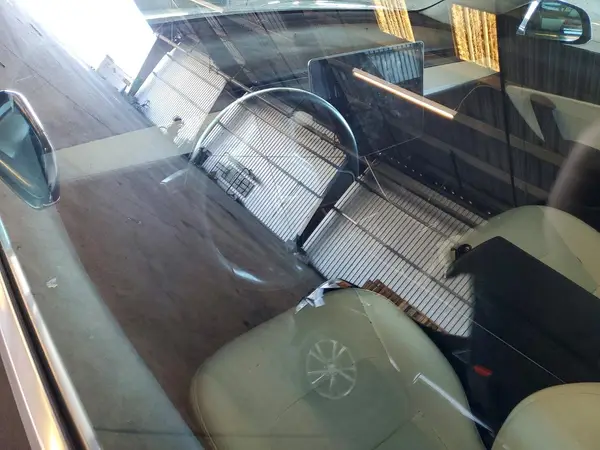 5YJ3E1EA8JF155596 2018 TESLA MODEL 3 - Image 8
