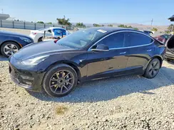 5YJ3E1EA8JF156408 2018 TESLA MODEL 3