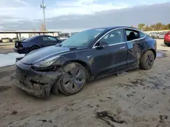 5YJ3E1EA8JF156599 2018 TESLA MODEL 3