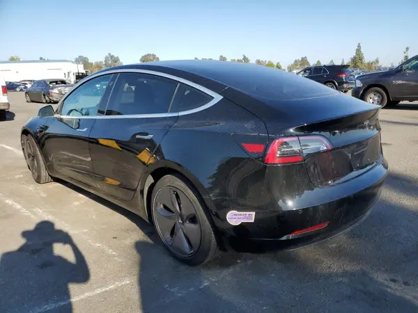 5YJ3E1EA8JF157249 2018 TESLA MODEL 3 - Image 2
