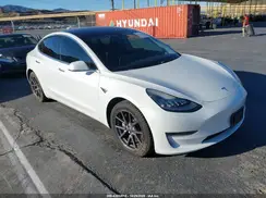 5YJ3E1EA8JF162029 2018 TESLA MODEL 3
