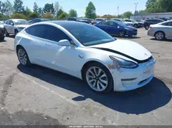 5YJ3E1EA8JF164606 2018 TESLA MODEL 3