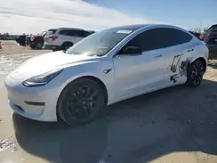 5YJ3E1EA8JF164623 2018 TESLA MODEL 3