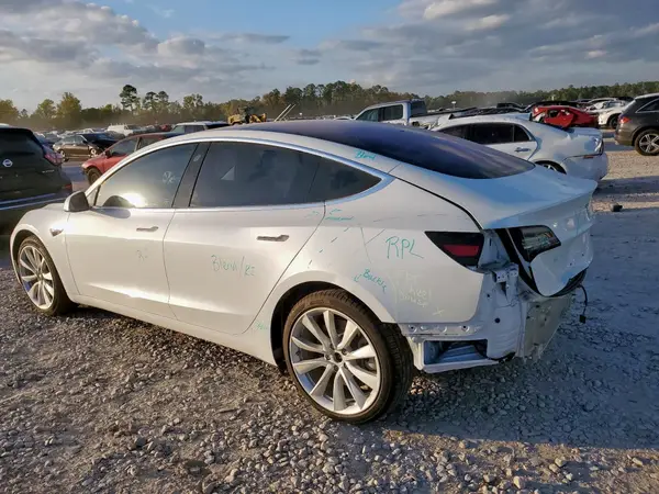 5YJ3E1EA8JF165075 2018 TESLA MODEL 3 - Image 2