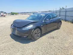 5YJ3E1EA8JF166064 2018 TESLA MODEL 3