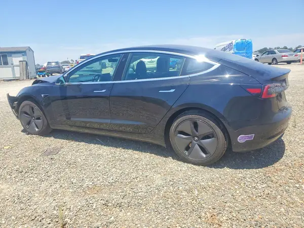 5YJ3E1EA8JF166064 2018 TESLA MODEL 3 - Image 2