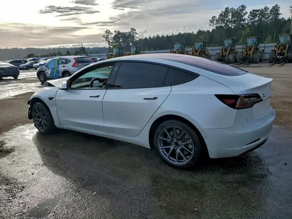 5YJ3E1EA8JF168686 2018 TESLA MODEL 3 - Image 2