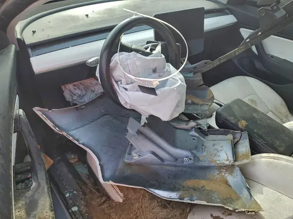 5YJ3E1EA8JF168686 2018 TESLA MODEL 3 - Image 8