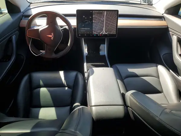 5YJ3E1EA8JF172768 2018 TESLA MODEL 3 - Image 8