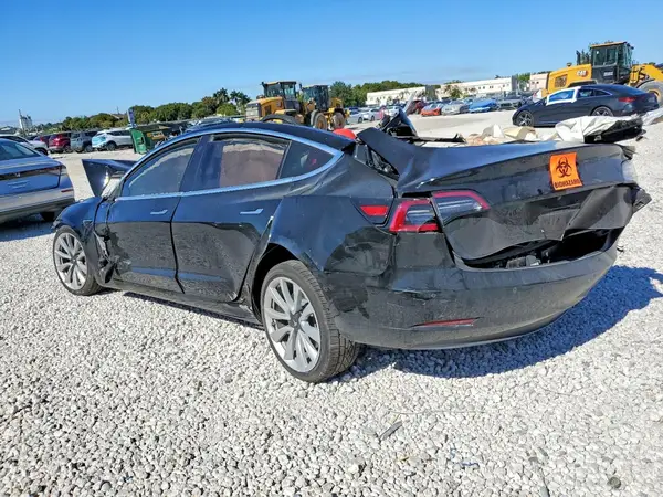 5YJ3E1EA8JF175847 2018 TESLA MODEL 3 - Image 2