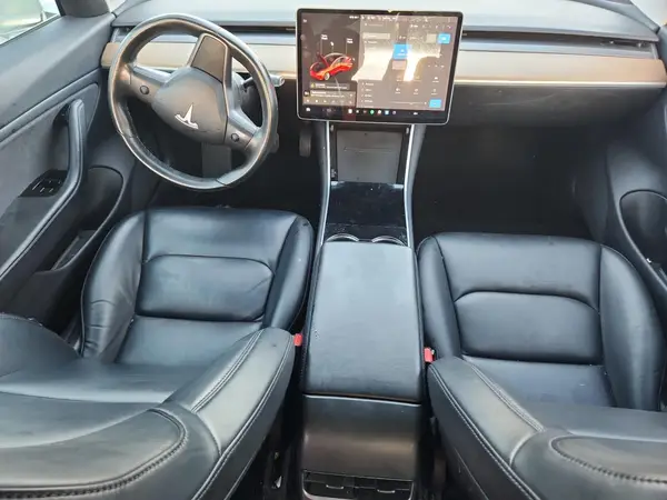 5YJ3E1EA8JF179445 2018 TESLA MODEL 3 - Image 8