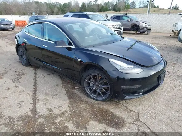 5YJ3E1EA8KF192908 2019 TESLA MODEL 3 - Image 1