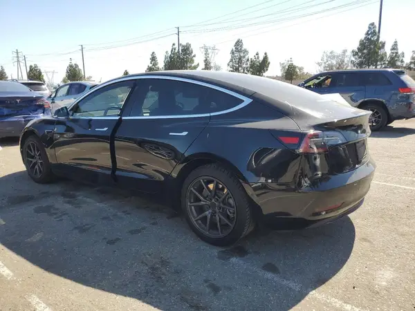 5YJ3E1EA8KF193055 2019 TESLA MODEL 3 - Image 2