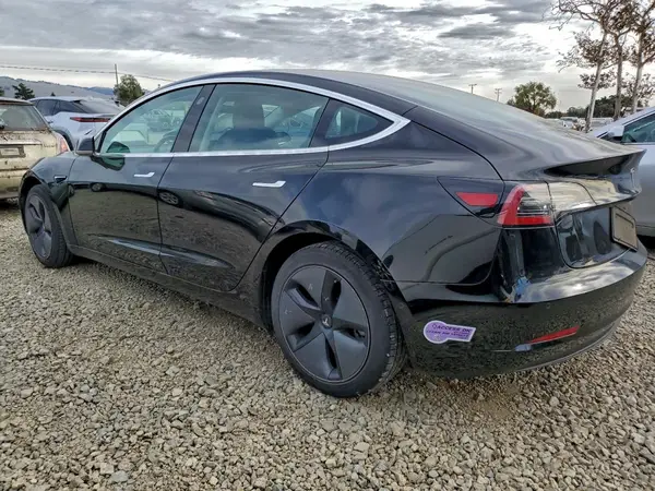 5YJ3E1EA8KF193105 2019 TESLA MODEL 3 - Image 2