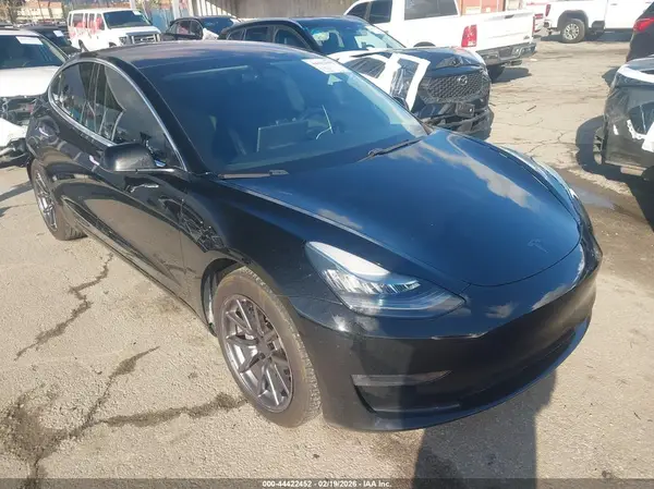 5YJ3E1EA8KF296685 2019 TESLA MODEL 3 - Image 1