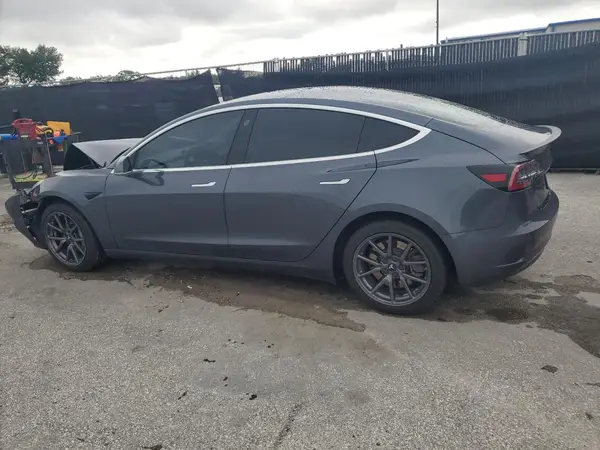 5YJ3E1EA8KF298517 2019 TESLA MODEL 3 - Image 2