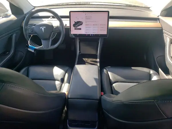 5YJ3E1EA8KF300749 2019 TESLA MODEL 3 - Image 8