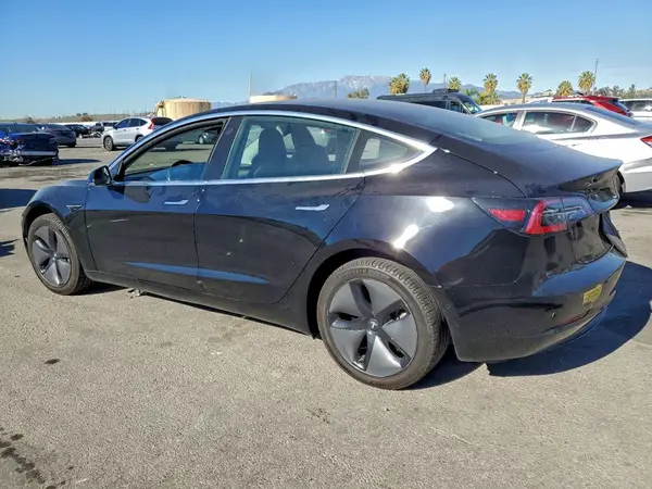 5YJ3E1EA8KF306745 2019 TESLA MODEL 3 - Image 2
