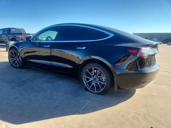 5YJ3E1EA8KF307121 2019 TESLA MODEL 3 - Image 2