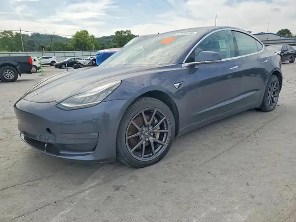 5YJ3E1EA8KF307605 2019 TESLA MODEL 3 - Image 1